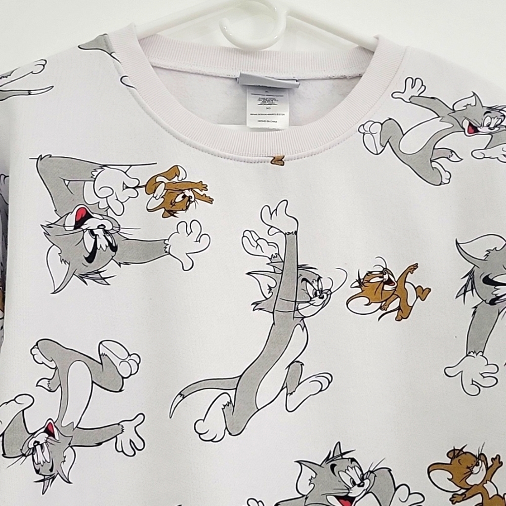 Warner Brothers Tom and Jerry sweatshirt raw edge hem - Picture 5 of 6